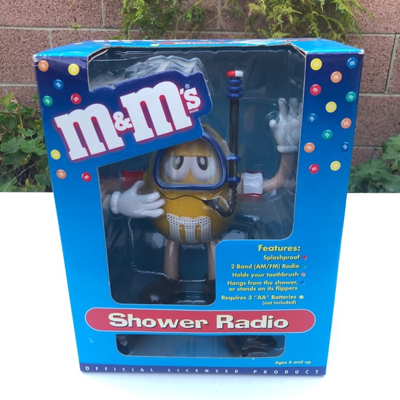 M&M'S Portable Audio & Video Vintage Mm Shower Radio Am Fm Hangs